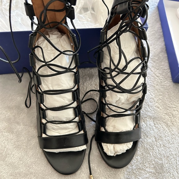 Black Heels - Picture 3 of 3